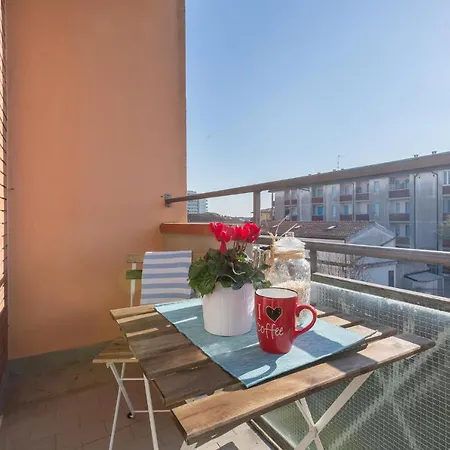 Guesthost - Flat A Due Passi Dalla Spiaggia! Appartement *