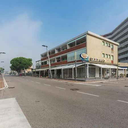 Guesthost - Flat A Due Passi Dalla Spiaggia! *