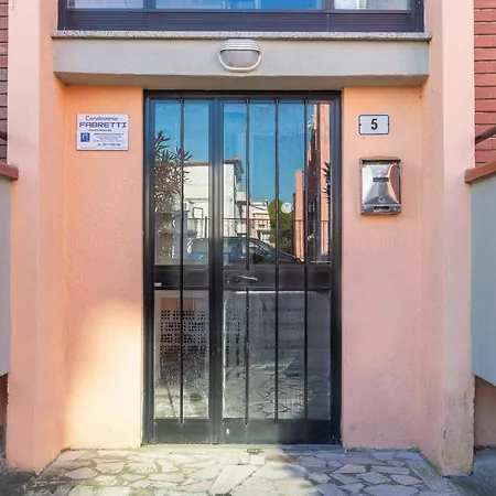 Guesthost - Flat A Due Passi Dalla Spiaggia! Appartement