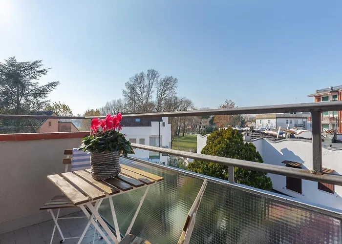 Guesthost - Flat A Due Passi Dalla Spiaggia! *