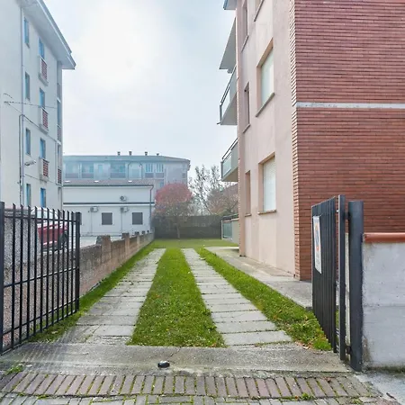 Flat A Due Passi Dalla Spiaggia! Апартаменты Лидо-ди-Помпоза