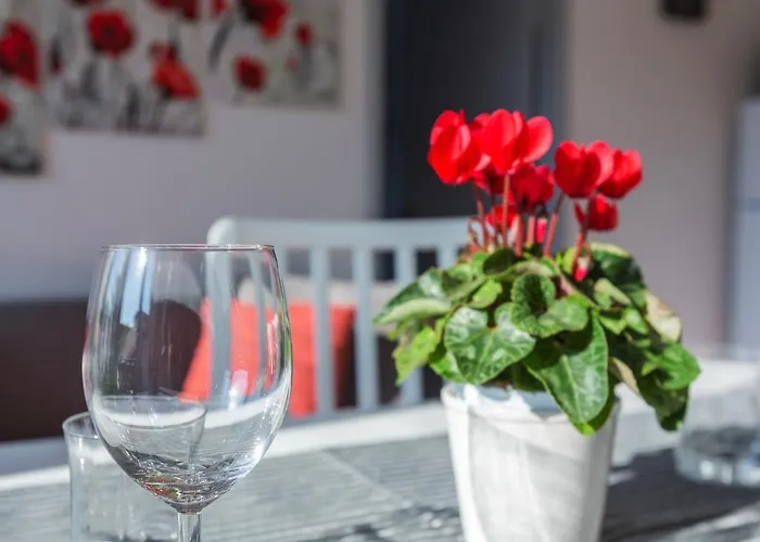 Guesthost - Flat A Due Passi Dalla Spiaggia!