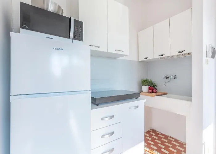 Guesthost - Flat A Due Passi Dalla Spiaggia! Apartament *